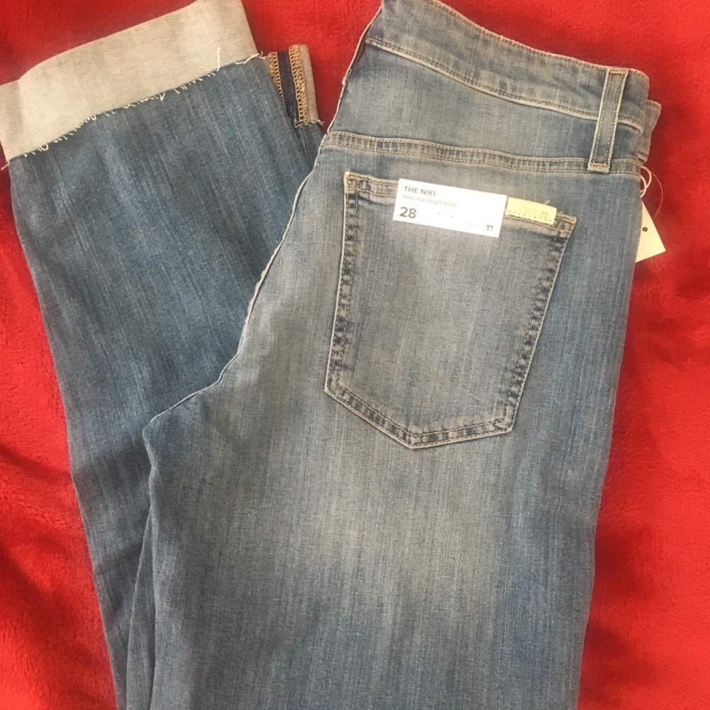BNWT Joe’s Jeans Nikki boyfriend fit sz 28
